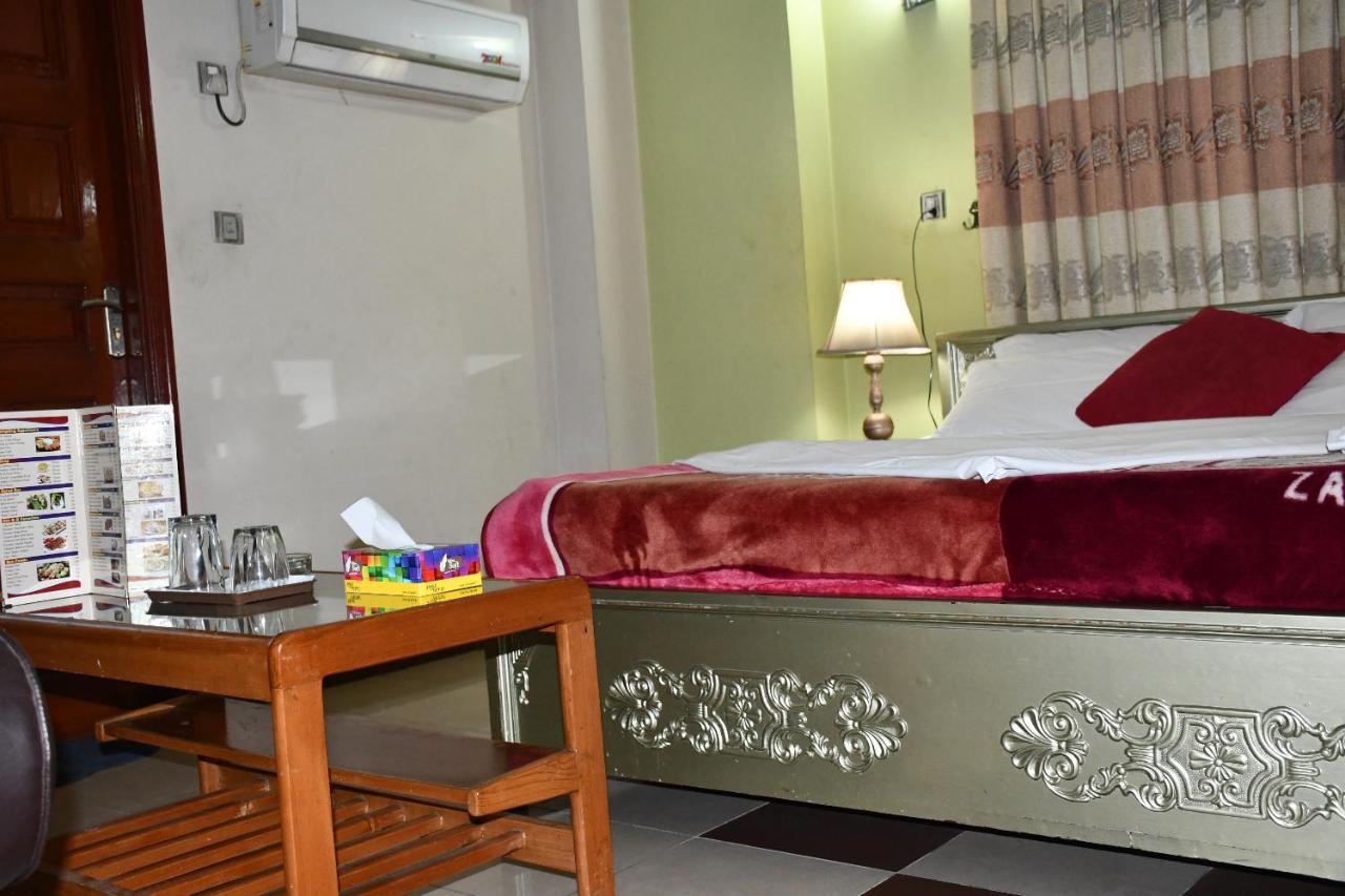 Mir Continental Hotel Muzaffarabad Exterior photo